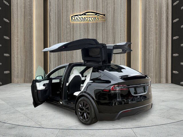 2022 Tesla Model X Plaid