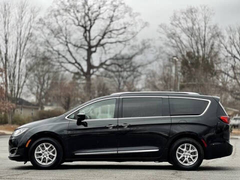 2020 Chrysler Pacifica Touring L