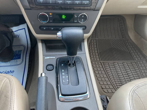 2009 Mercury Milan V6 Premier