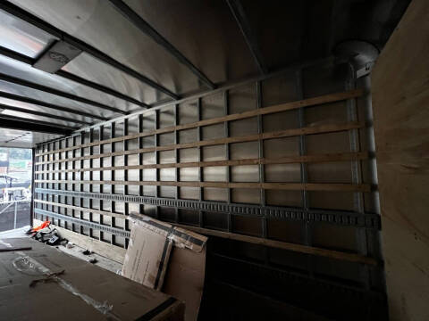 2023 SMYNRA 26FT BOX