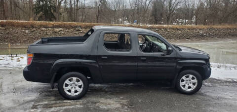 2006 Honda Ridgeline for sale at Auto Link Inc. in Spencerport NY