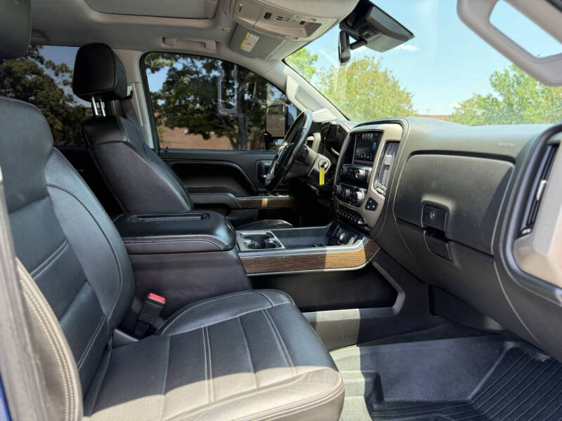 2017 GMC Sierra 2500HD Denali