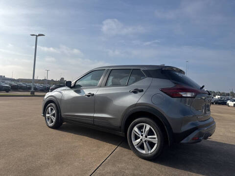 2024 Nissan Kicks S