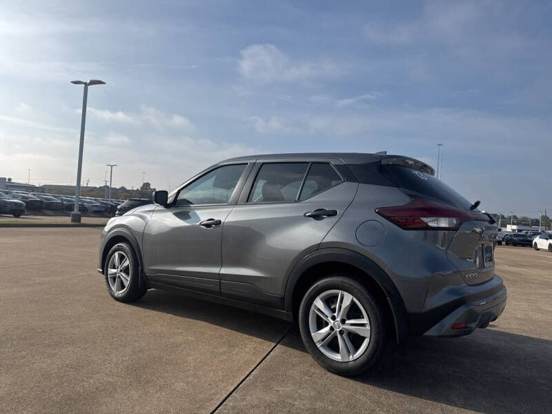 2024 Nissan Kicks S