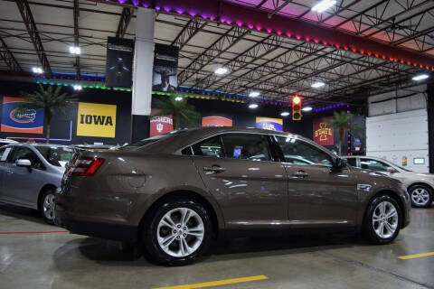 2015 Ford Taurus SE