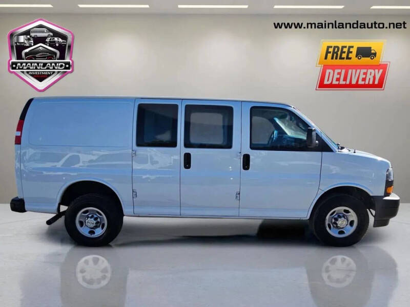 2022 Chevrolet Express 2500