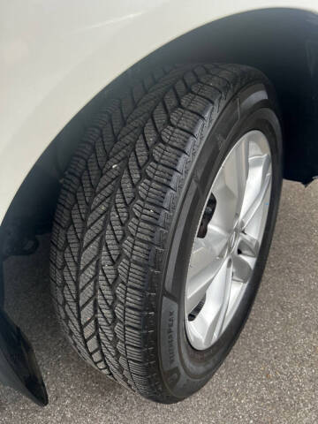 2015 Nissan Rogue Select S