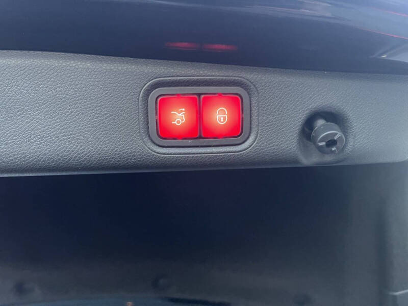 2017 Mercedes-Benz E-Class E 300 4MATIC