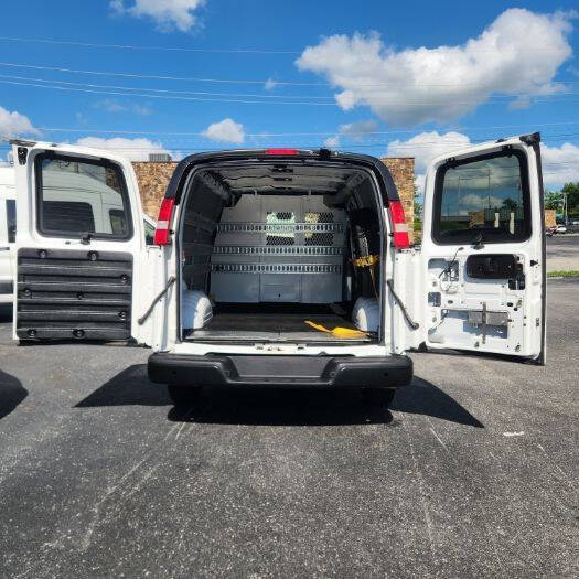 2017 Chevrolet Express 2500