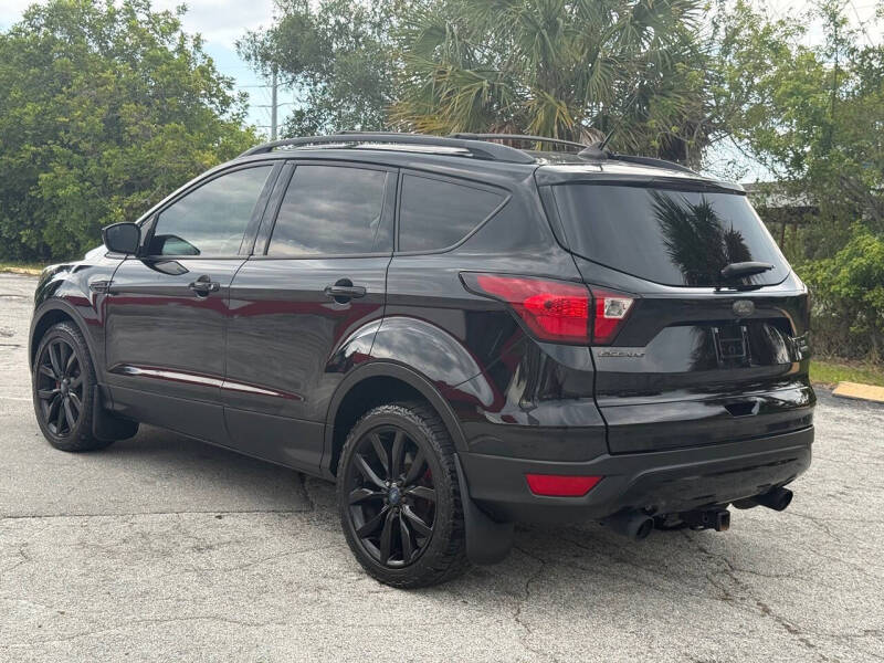 2019 Ford Escape SE