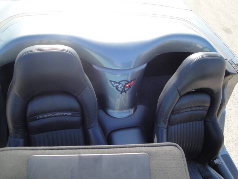 2004 Chevrolet Corvette