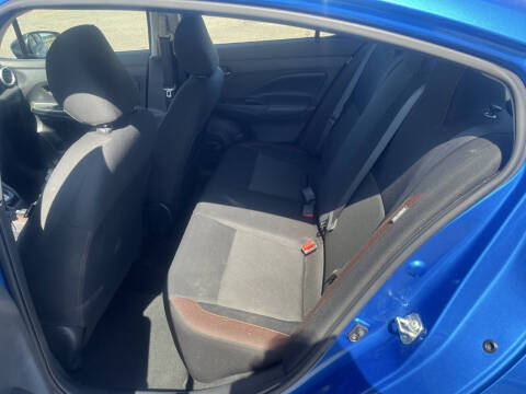 2020 Nissan Versa SR