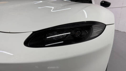2019 Aston Martin Vantage