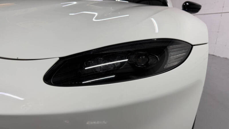 2019 Aston Martin Vantage