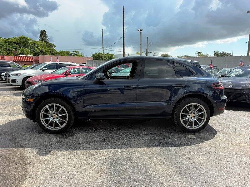 2017 Porsche Macan