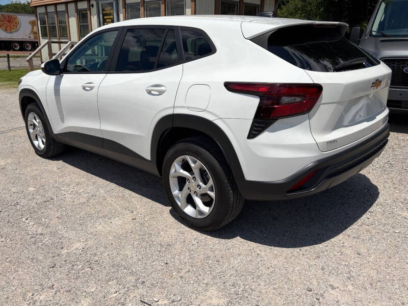 2025 Chevrolet Trax LS