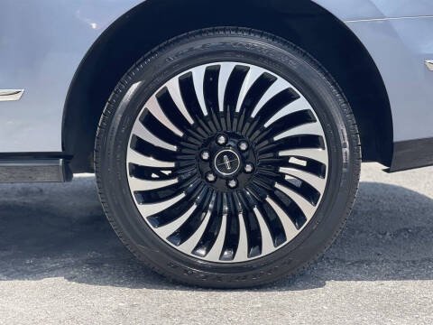2018 Lincoln Navigator Black Label