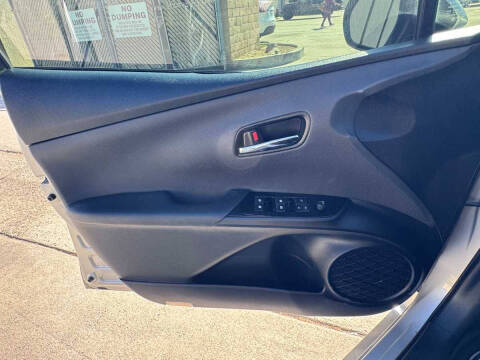 2016 Toyota Prius Two