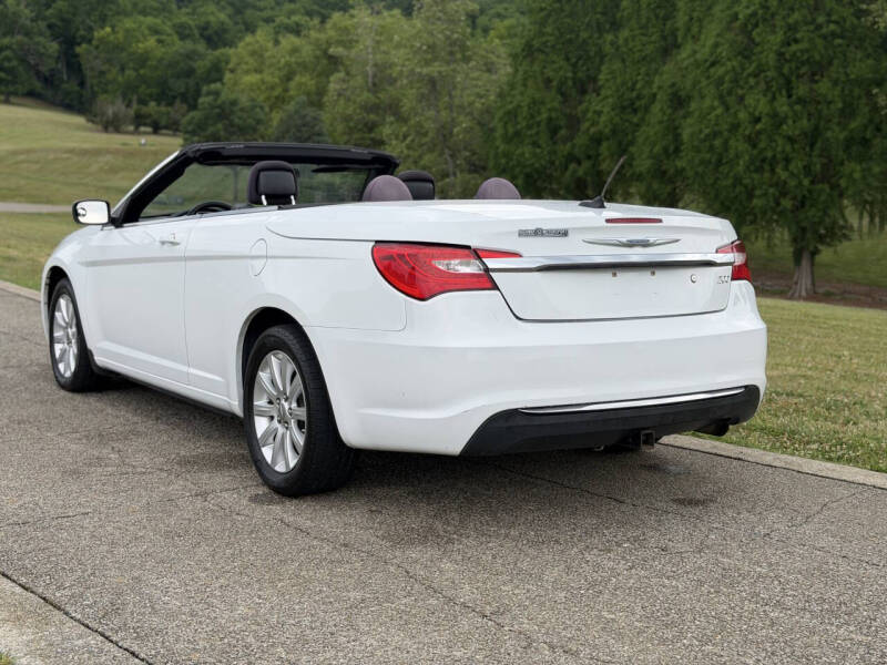 2012 Chrysler 200 Touring
