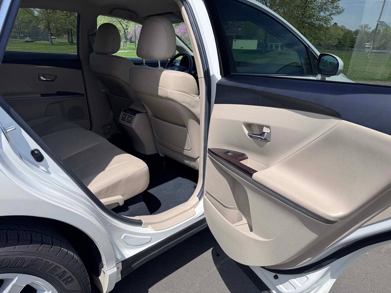 2011 Toyota Venza 20