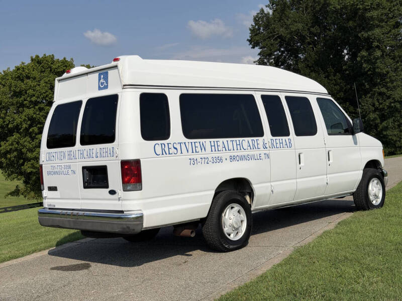 2003 Ford E-Series E-350 SD XLT