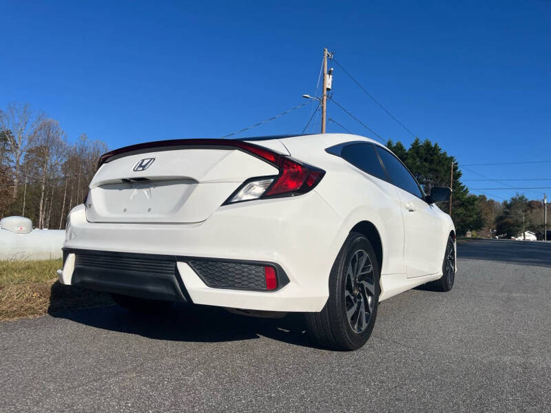 2017 Honda Civic LX-P photo 7