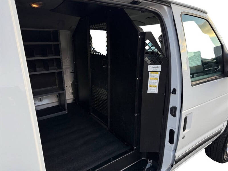 2014 Ford E-Series E-350 SD