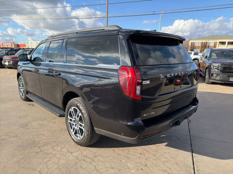 2025 Ford Expedition MAX Active
