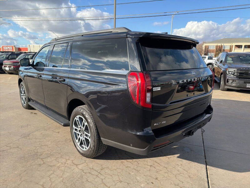 2025 Ford Expedition MAX Active