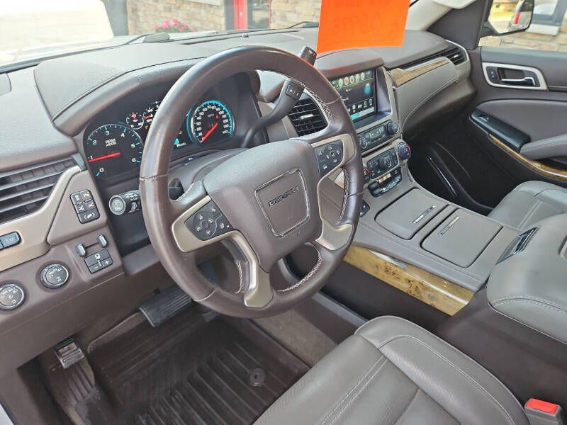 2017 GMC Yukon XL Denali
