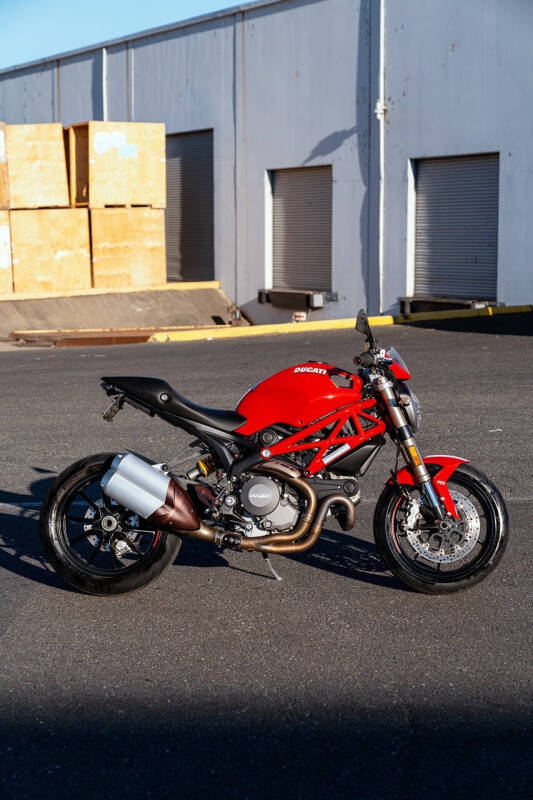 2013 Ducati Monster 1100 EVO