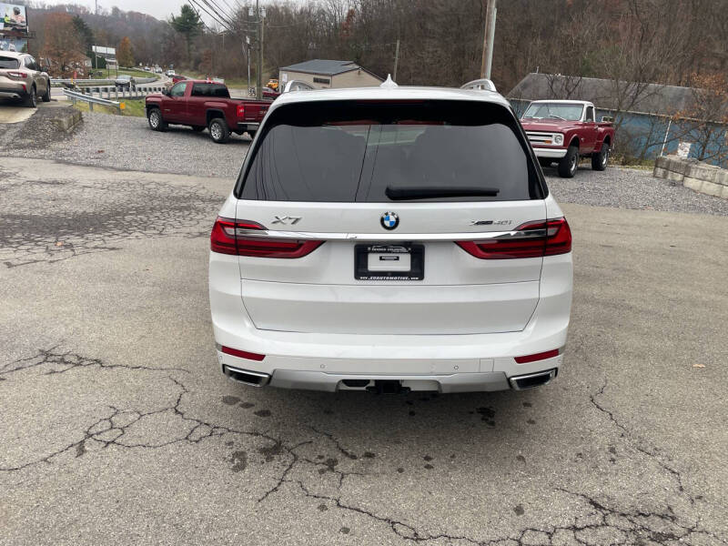 2022 BMW X7 xDrive40i