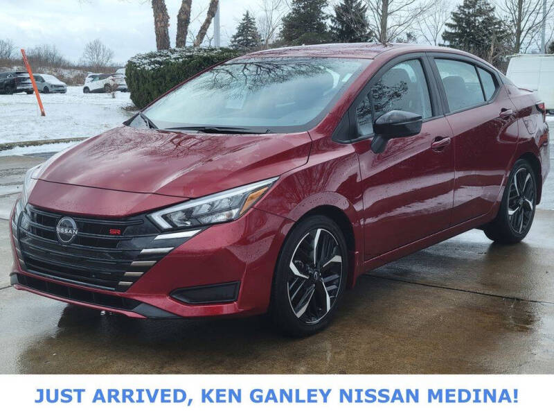 2023 Nissan Versa SR