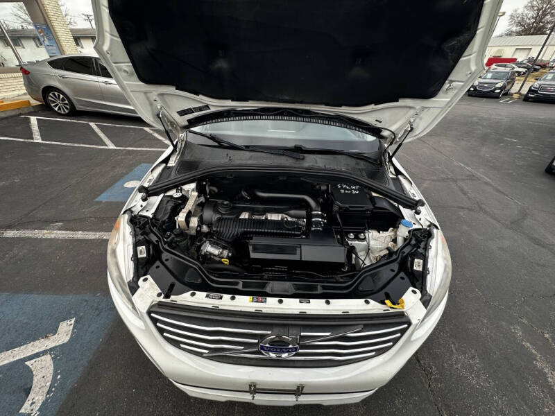 2016 Volvo XC60 T5 Premier