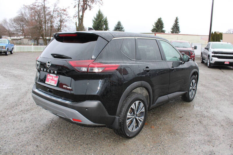 2022 Nissan Rogue SV