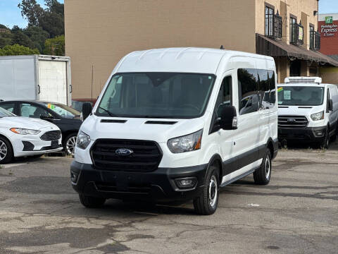 2023 Ford Transit 250