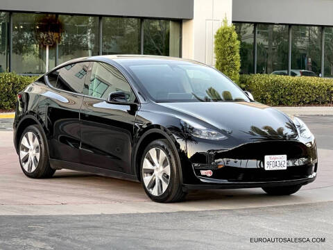 2023 Tesla Model Y Long Range