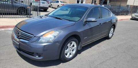 2009 Nissan Altima Hybrid for sale at CONTRACT AUTOMOTIVE in Las Vegas NV