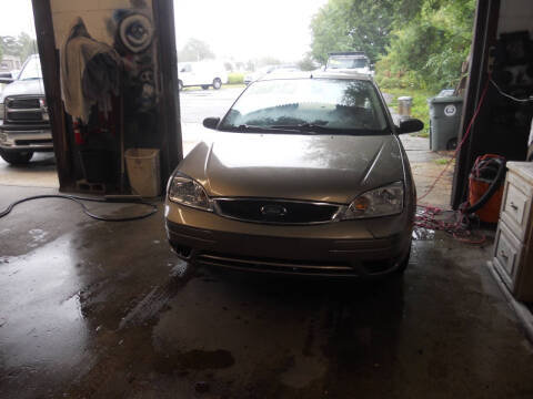 2005 Ford Focus ZX4 SE