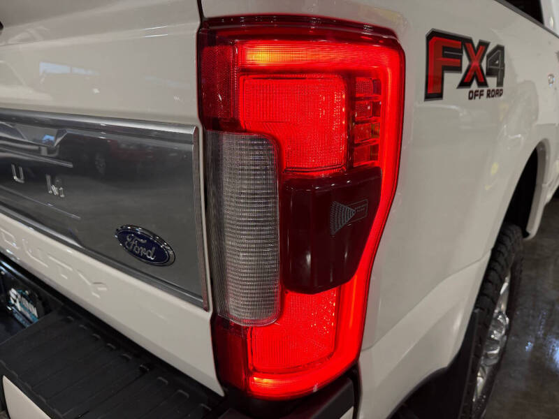 2017 Ford F-350 Super Duty Platinum