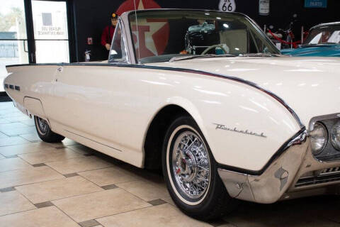 1962 Ford Thunderbird