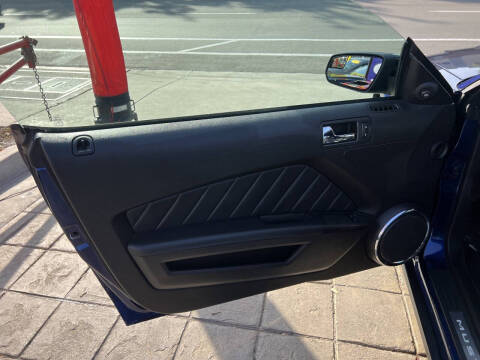 2012 Ford Mustang V6 Premium