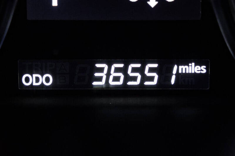 2021 Lexus LX 570 Three-Row