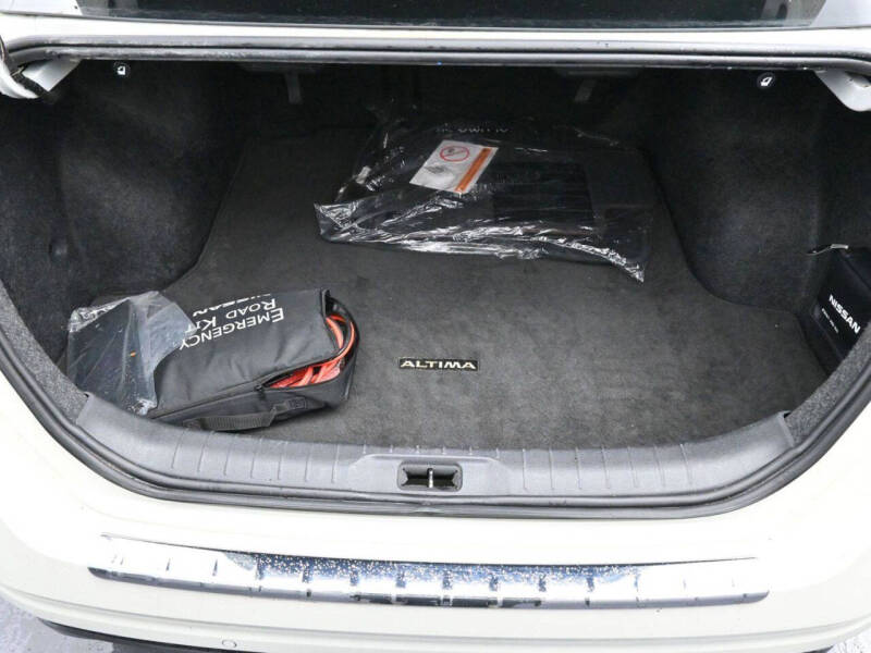 2021 Nissan Altima 2.5 SR