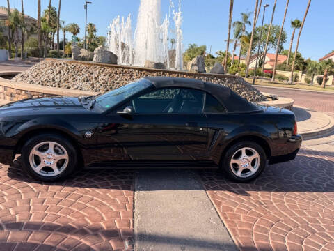 2004 Ford Mustang Deluxe