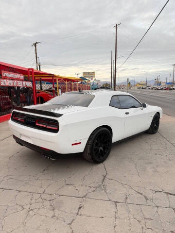 2015 Dodge Challenger R/T Plus Shaker