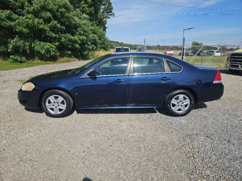 2010 Chevrolet Impala for sale at Iron Works Auto Sales in Hubbard OH