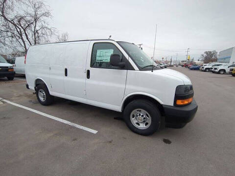 2025 Chevrolet Express 2500