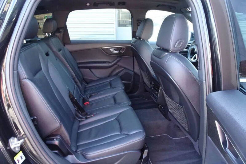 2025 Audi Q7 quattro Premium Plus 55 TFSI