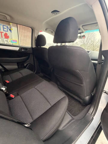 2016 Subaru Outback 2.5i Premium